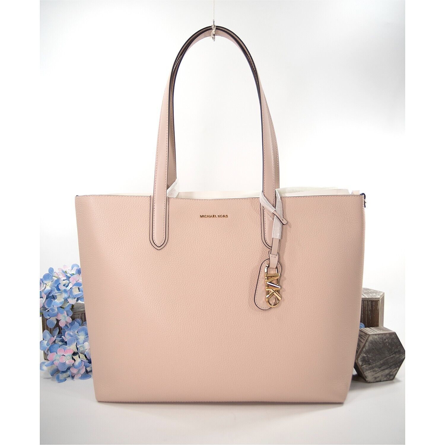 Michael kors online soft pink tote