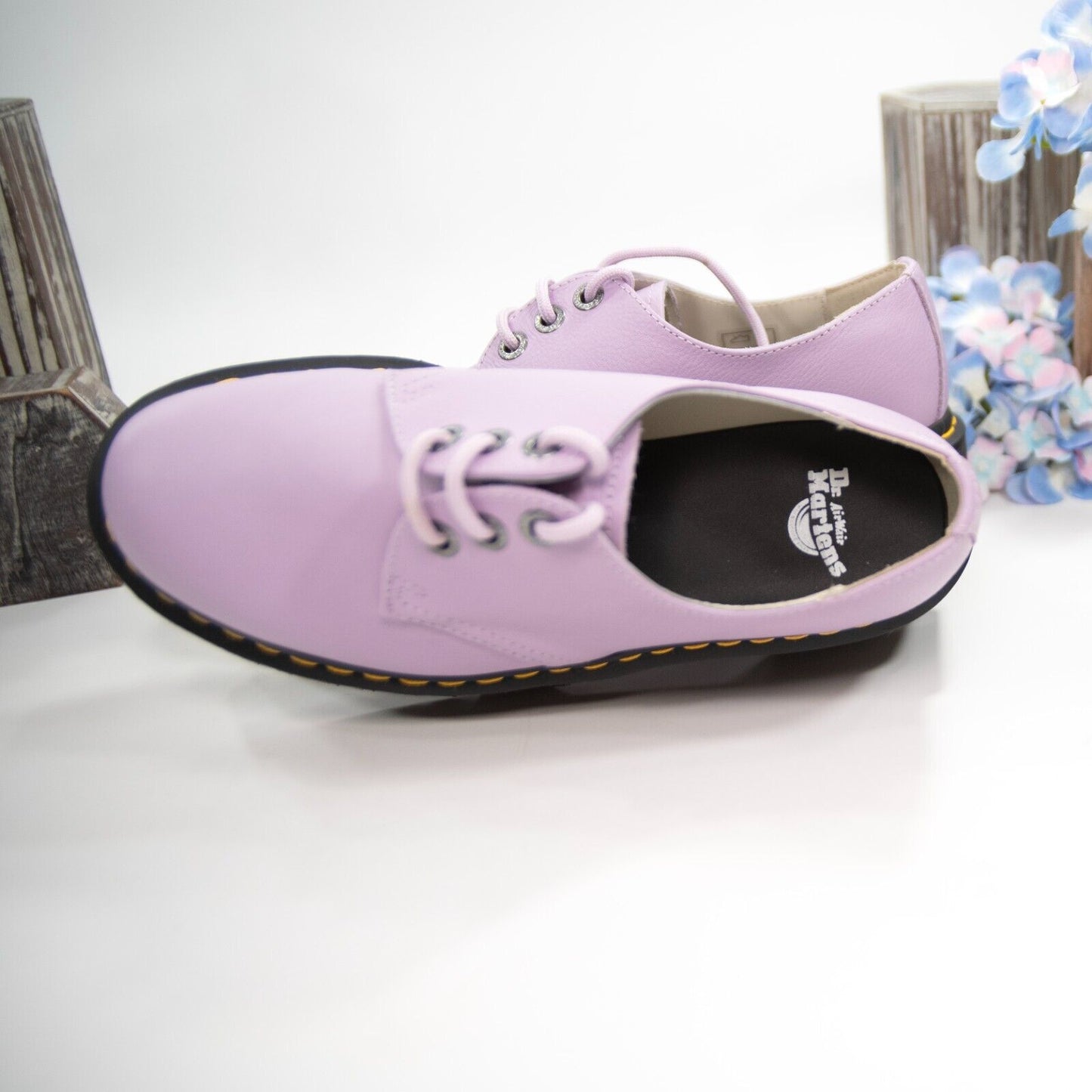 Dr. Martens Quad II Lilac Leather Lace Up Loafer Oxford Shoes 8 NIB