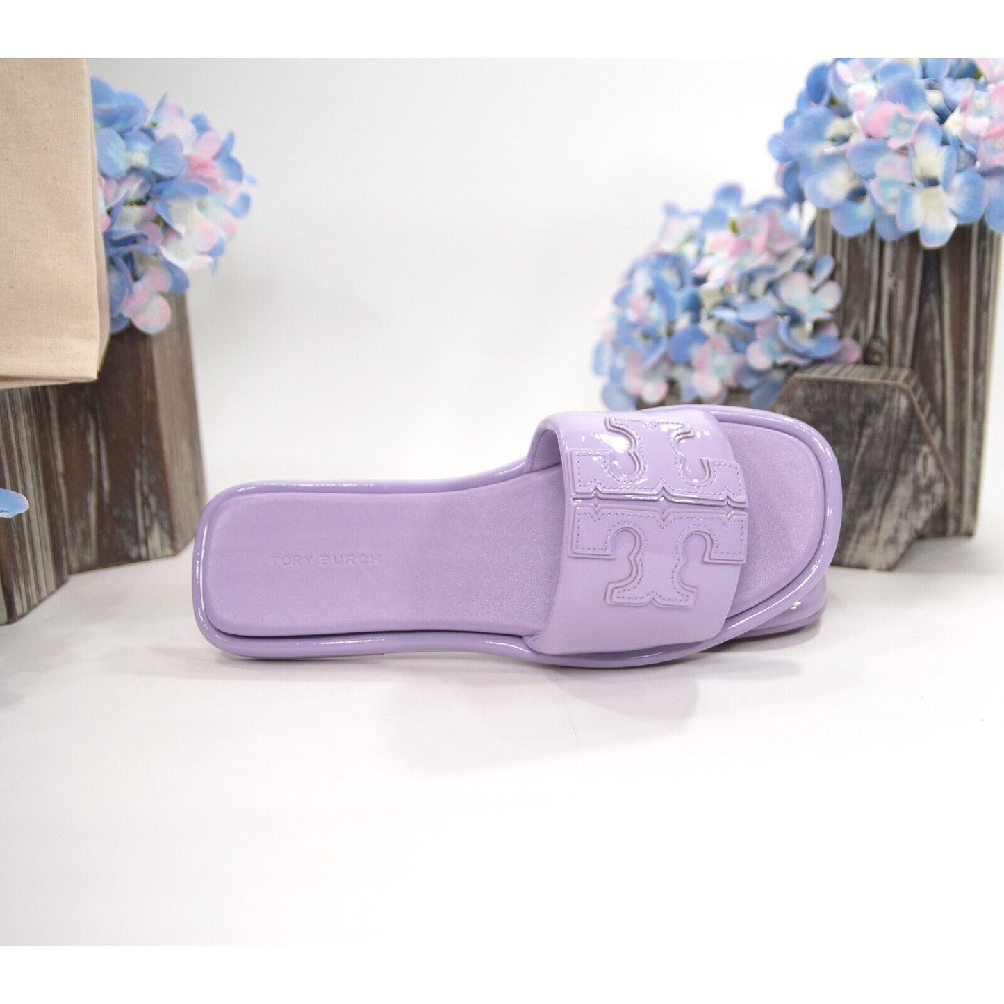 Tory Burch Lavender Cloud Patent Leather Double T Padded Sport Slide Sz 9 NIB