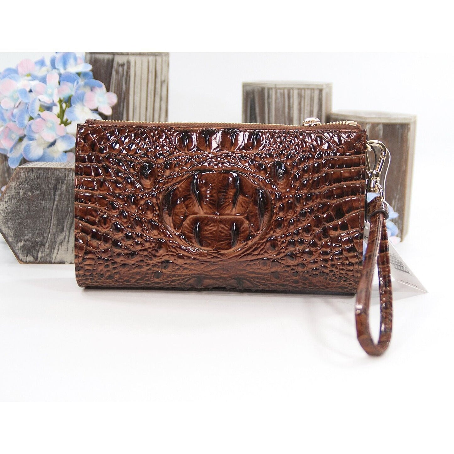 Brahmin Pecan Brown Melbourne Leather Daisy Clutch Wristlet NWT