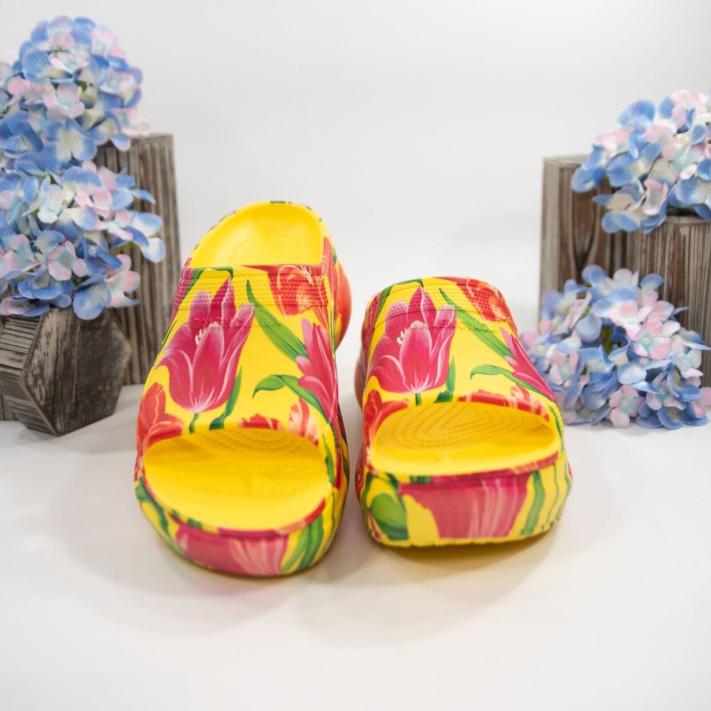 Balenciaga X Crocs Floral Tulip Pool Platform Slides Size 39 NIB $675