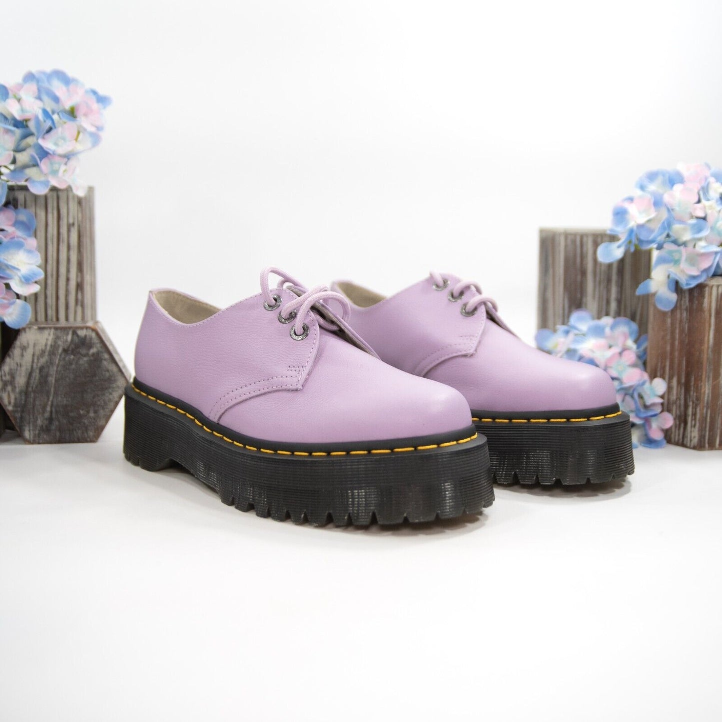 Dr. Martens Quad II Lilac Leather Lace Up Loafer Oxford Shoes 9 NIB