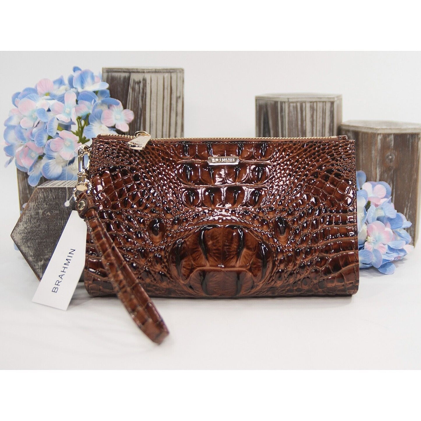 Brahmin Pecan Brown Melbourne Leather Daisy Clutch Wristlet NWT