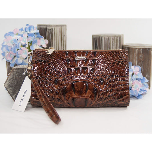 Brahmin Pecan Brown Melbourne Leather Daisy Clutch Wristlet NWT