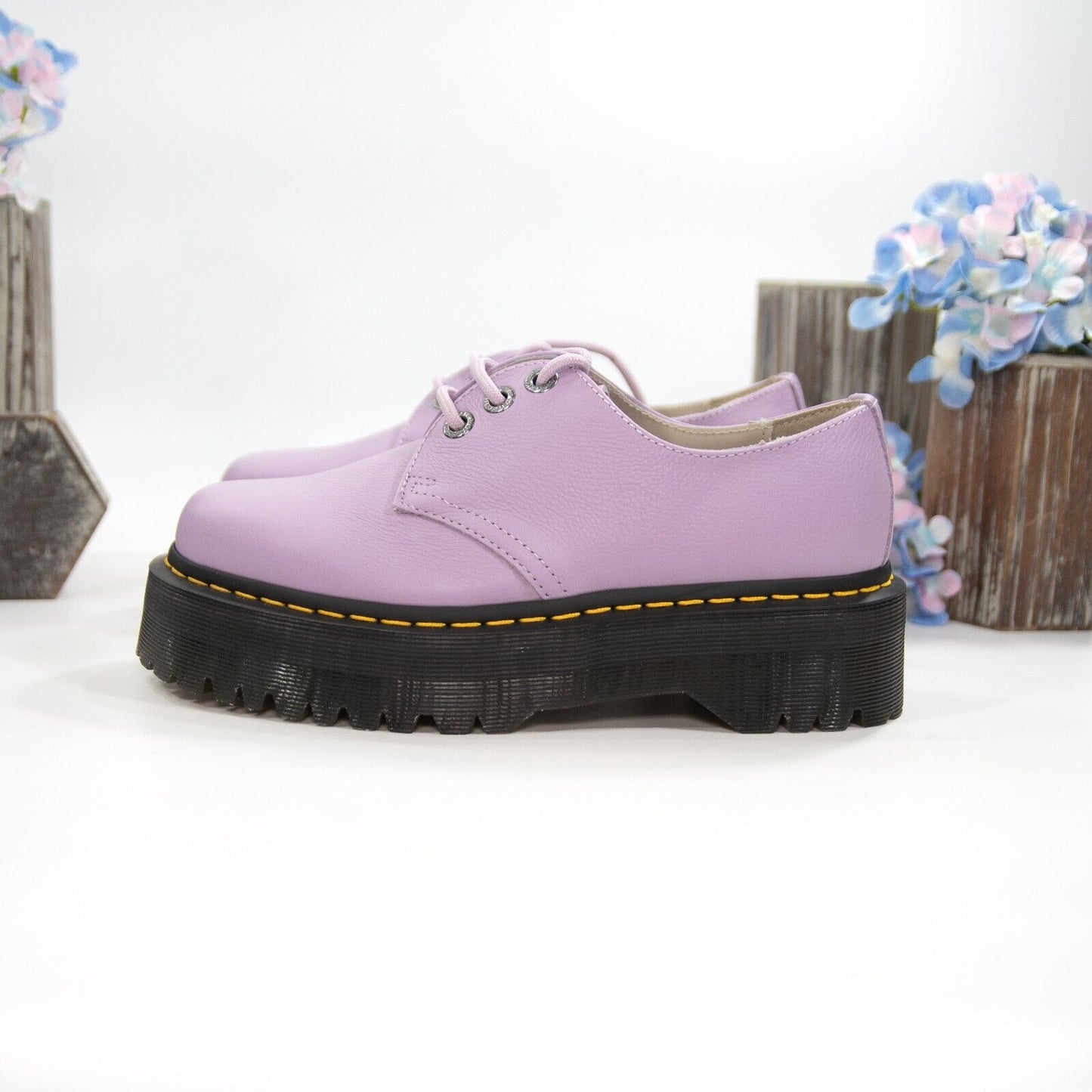 Dr. Martens Quad II Lilac Leather Lace Up Loafer Oxford Shoes 8 NIB