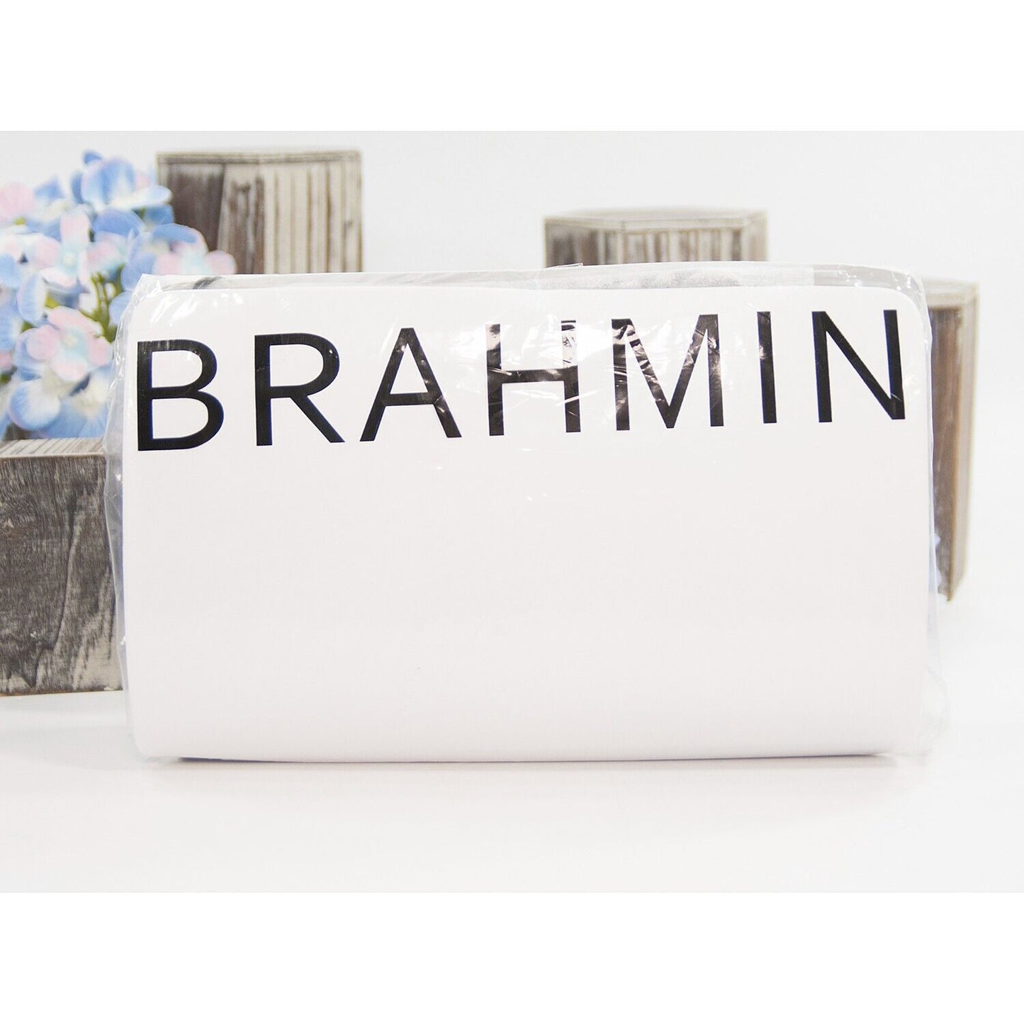 Brahmin Daisy Batik Melbourne Leather Daisy Clutch Wristlet NWT