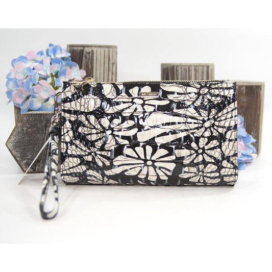 Brahmin Daisy Batik Melbourne Leather Daisy Clutch Wristlet NWT