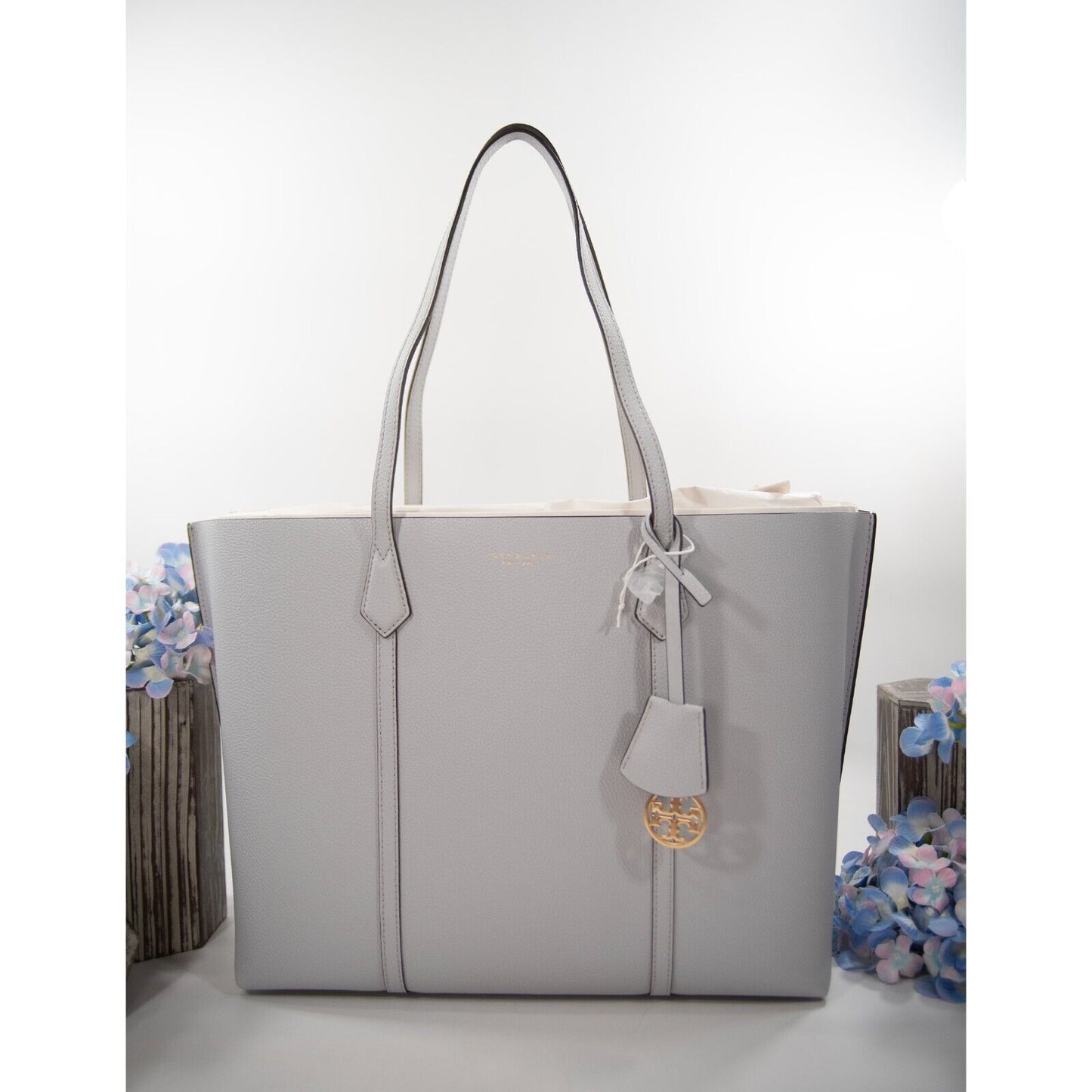 Tory Burch Perry Feather Gray Large Triple Compartment Tote Bag NWT